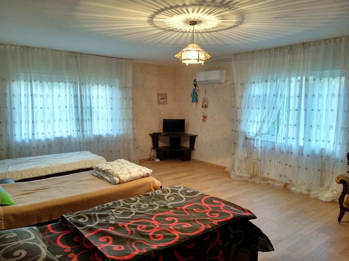 Art House Kutateli Hotel Tskaltubo Ngoại thất bức ảnh